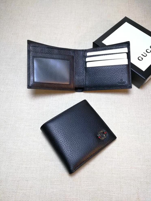 グッチ財布 レプリカ背面デザイン